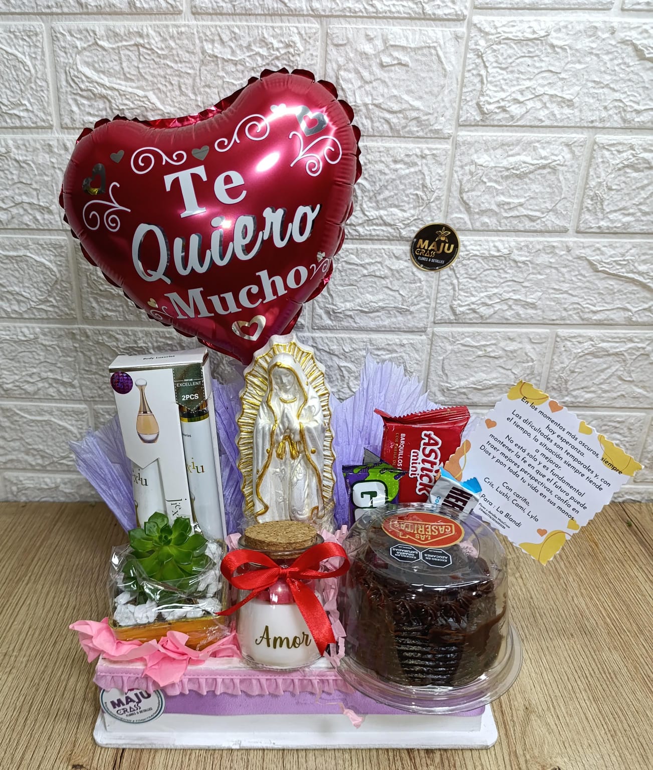 Caja de Regalo Romántica Te Quiero Mucho