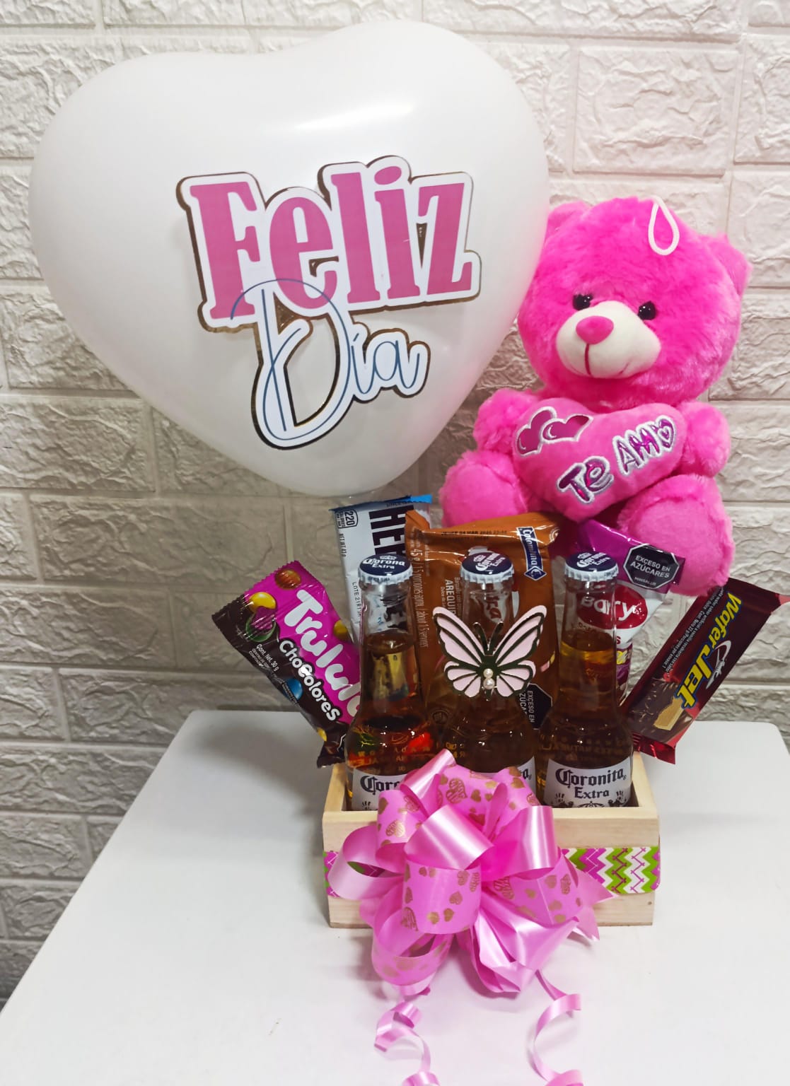 Canasta de Regalo Feliz Día Osito de amor