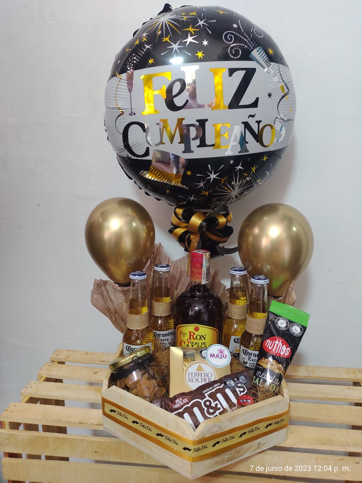 Cesta de Cumpleaños Ron