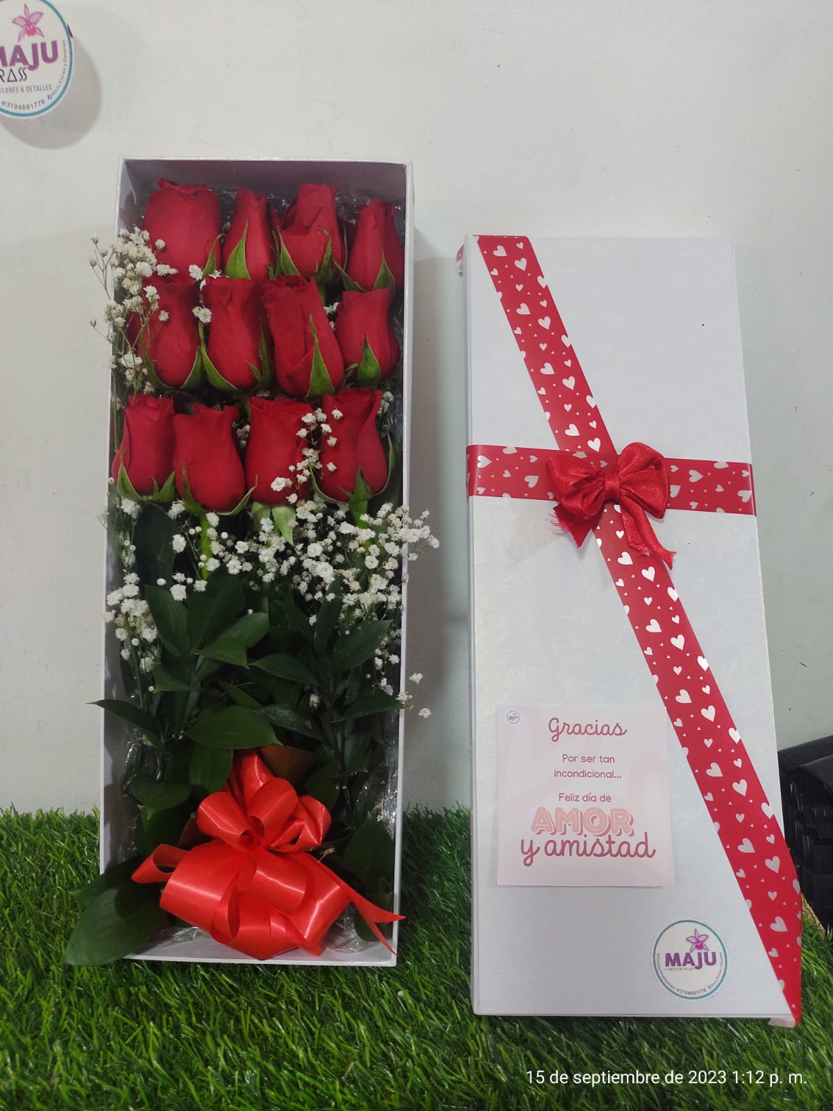 Elegante Caja de Rosas Rojas 'Amor y Amistad'