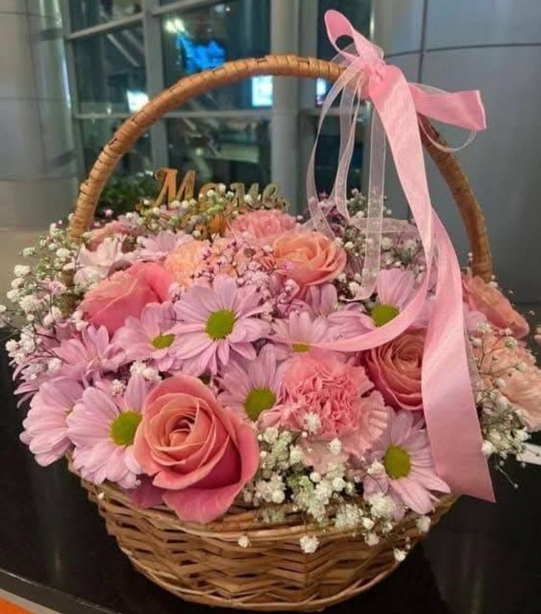 Cesta de mimbre Floral "Mi Dulce amor"