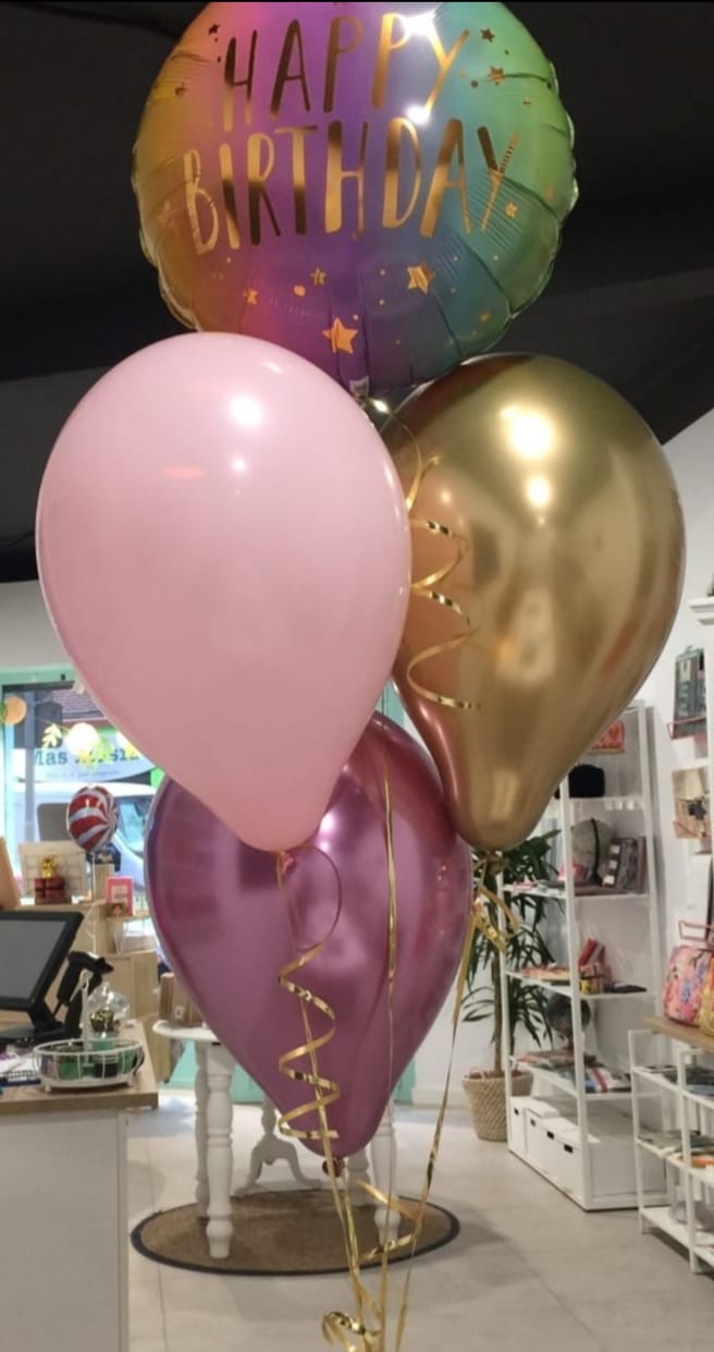 Bouquet de Globos 'Feliz Cumpleaños' con Tonos Pastel 