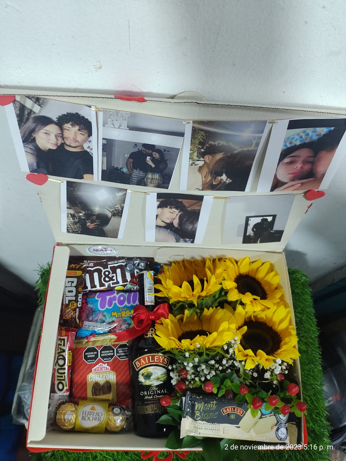 Caja de Girasoles fotografia