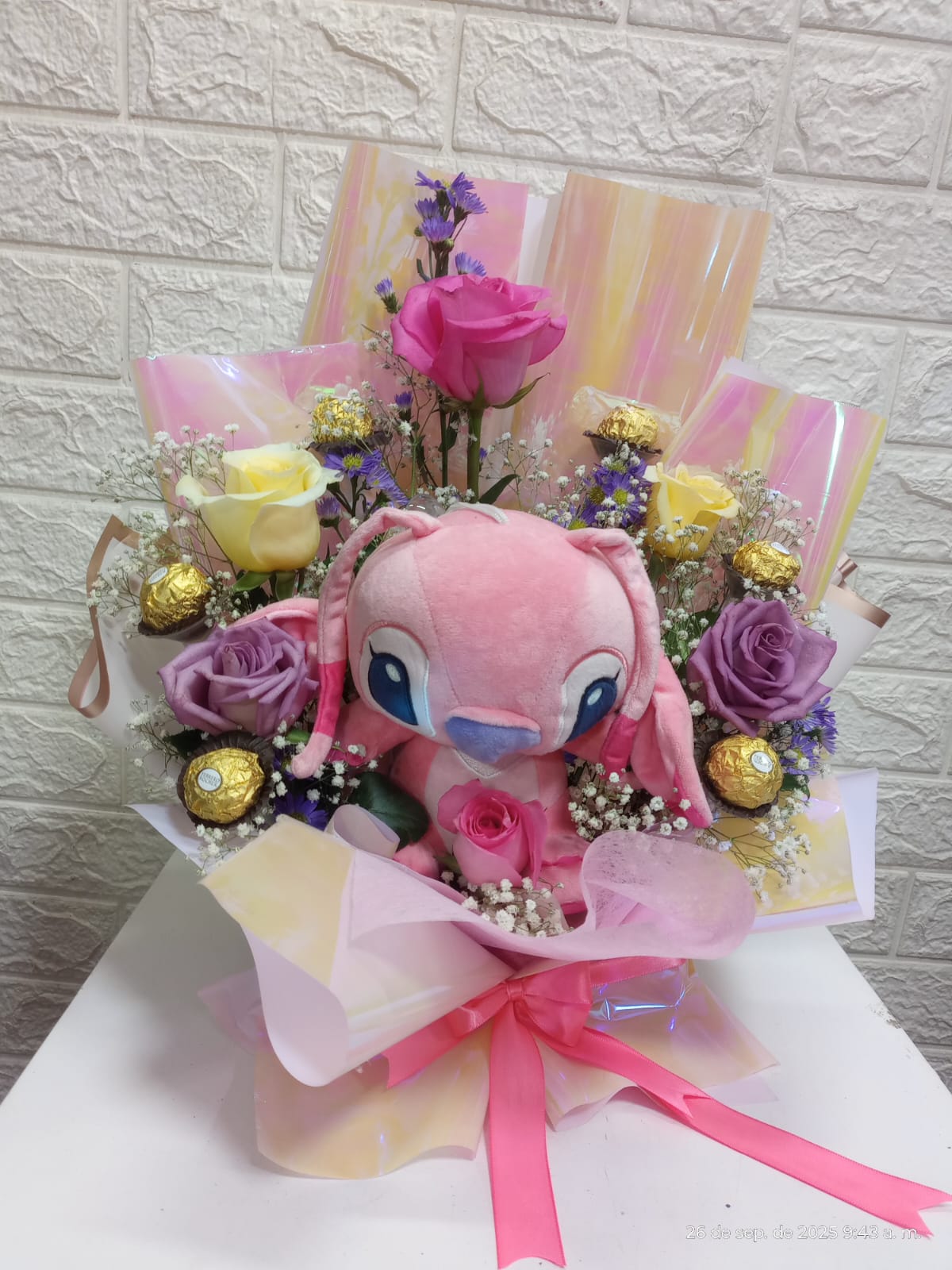 Ramo Angeal con Rosas 