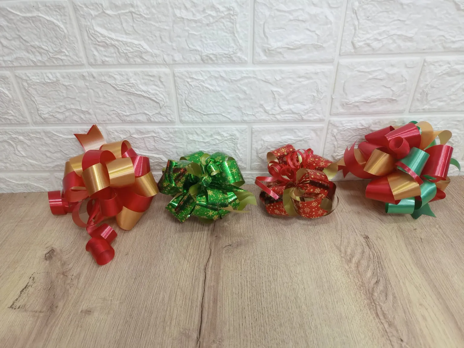 Lazos Decorativos Navideños Surtidos