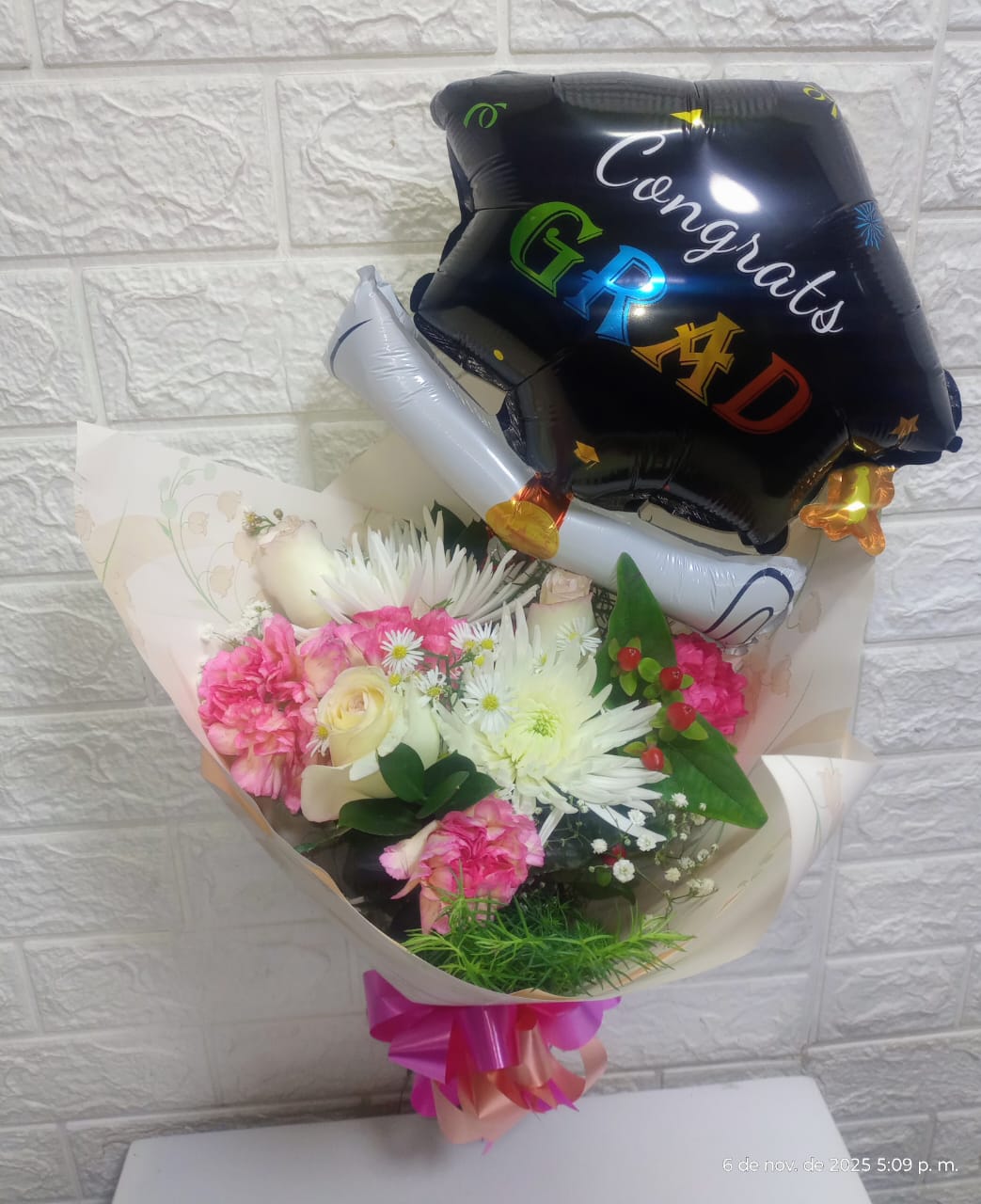 Bouquet flores Globos de Graduación