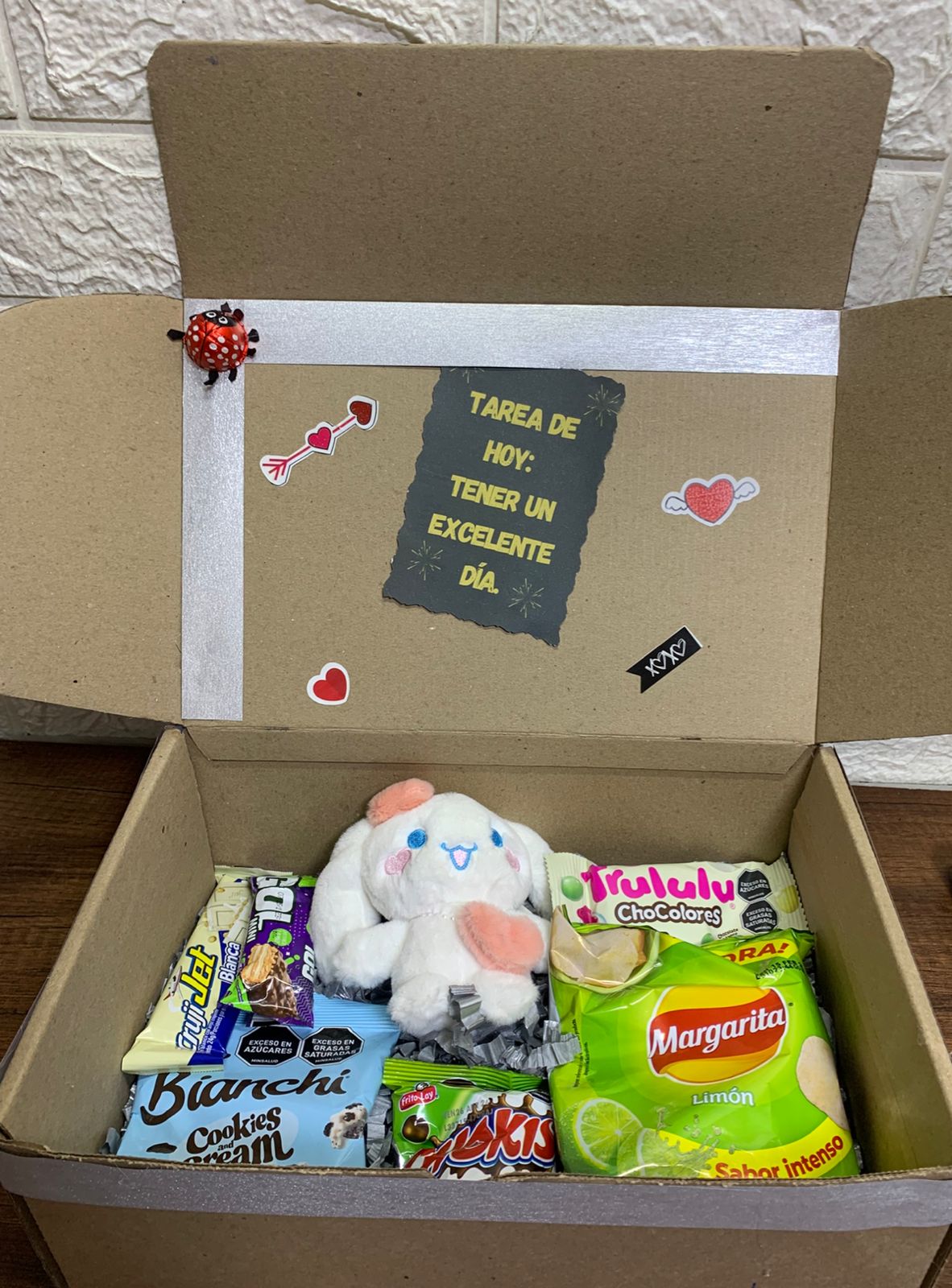 Caja dulcerita tierna